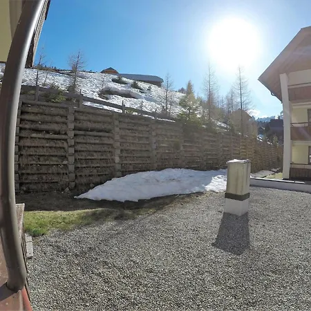 Appartamento Ski In Ski Out At Nassfeld In Carinthia
